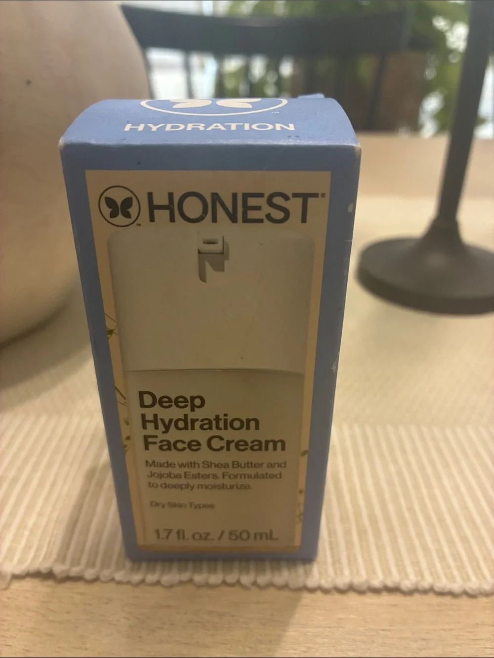 Honest Beauty Deep Hydration Face Cream, unscented and 1.7 fl oz